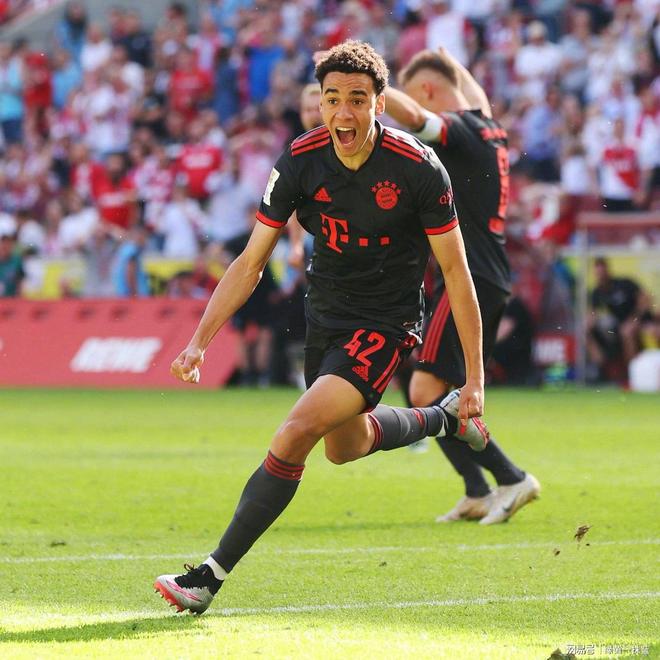 世锦赛首回合激情夜！高芙里突外投，多特蒙德绝杀山东泰山的简单介绍